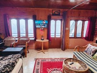 venice home's(1br wooden suite) Vacation rental in Kodaikanal