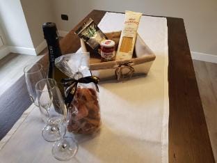 Chocolat Relais et Maisons - Le Mairie Apartment in Omegna