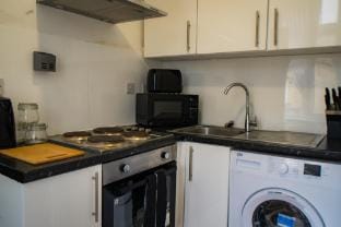 Firdaus Hideaway Apartment in Huddersfield