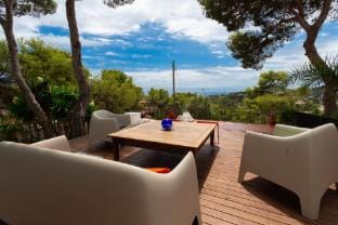 Charming Villa 5 min to Beach and 20 min to BCN! Villa in Castelldefels
