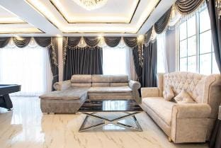 Pool Villa Pattaya •3BR • Slide • Karaoke Vacation rental in Chon Buri Changwat