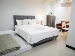 79Room Apartment in Bangkok