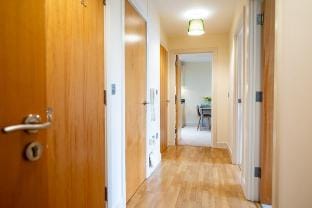 Two-bed Luxury Apartment B12LS by LiveComfortably Vacation rental in Birmingham