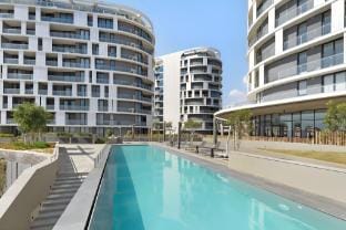 Ellipse Luxury Ground Floor Sunset Retreat Apartment in Sandton