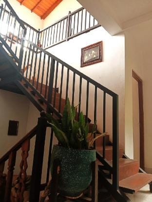 360° View Room with King Size Bed and Balcony  Vacation rental in Kandy