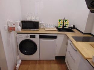Airport Plenilunio Suites Beige by beBalmy Vacation rental in Madrid