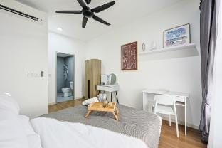 Stylish 3BR M Vertica Walk to MRT & Velocity Mall Vacation rental in Federal Territory of Kuala Lumpur