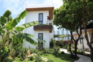 Villa With 4 Studio each,nice garden Đà Nẵng  Apartment in Da Nang