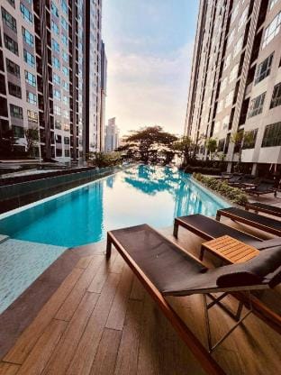 Sea View Room At Central Pattaya Apartment in Pattaya City