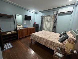 G-Apartment: Standard Room Vacation rental in Central Visayas