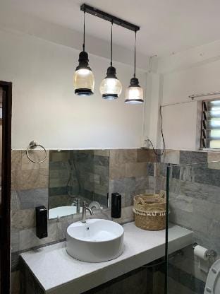 G-Apartment: King Room Vacation rental in Central Visayas
