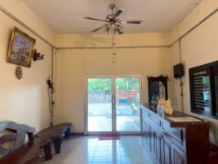 P&C อพาร์ทเม้นท์ Apartment in Laos