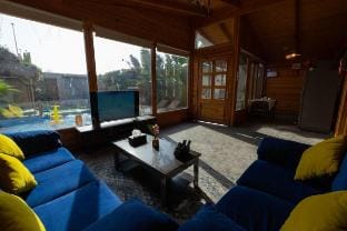 Charming cabin with view and outdoor seating Vacation rental in Jeddah