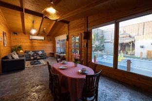 Charming cabin with view and outdoor seating Vacation rental in Jeddah
