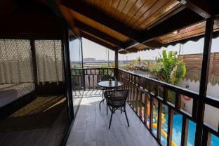 Charming cabin with view and outdoor seating Vacation rental in Jeddah