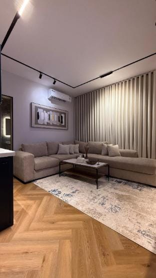 ‏Modern Suite 1 Bedroom & Living Room Hotel Style Vacation rental in Jeddah
