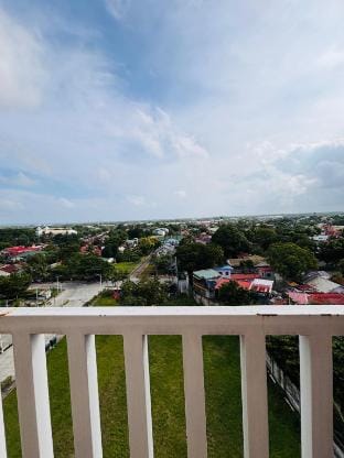 Minimalist Comfort Modern Stay   Cozy Vibes Apartment in Iloilo City