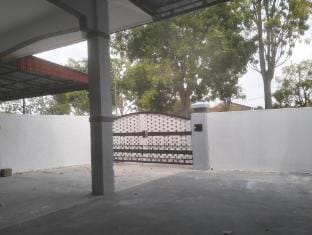 Homestay Bare Bear Seri Iskandar(pintu blkg Uitm) Vacation rental in Perak Tengah District