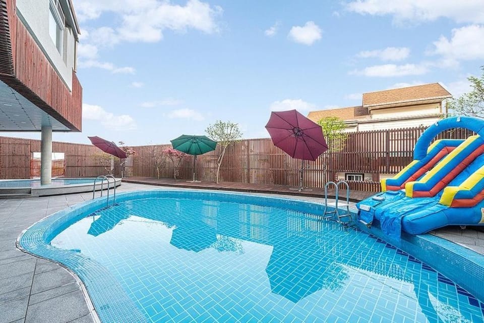Yeongdeok Hillington Hotel Resort Pension Bed and Breakfast in South Korea