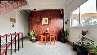 Baan PadSeeEw -Rooftop Riverview (3rd floor) Vacation rental in Bangkok