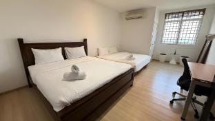 StayIn GuestHouse@118 Island Plaza Apartment in Tanjung Bungah