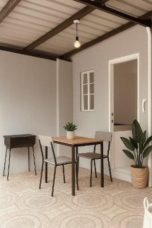 Islana Stay (RM1) at Lancaster Gen Tri Cavite Vacation rental in Calabarzon