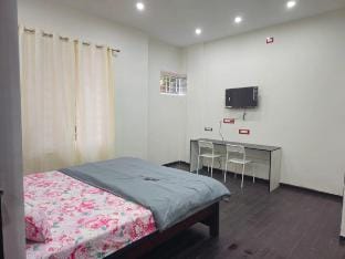 Smart 4 Rooms Apartment E City  Parappana Agrahara Vacation rental in Bengaluru