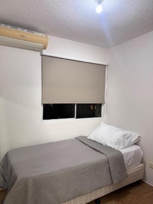 2BR Condo |Fast&Unli Wi-Fi |Free Netflix & HBO Max Vacation rental in Cebu City