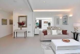 Central London Luxurious 4 Bed Home Vacation rental in London Borough of Islington
