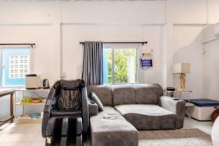 Room 2. Homestay & Train Muaythai BTS Bangwa Vacation rental in Bangkok