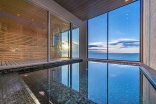 Breath Taking Sea View - Luxury Living Apartment in Pattaya City