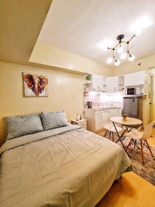 Condo at the Heart of Davao in Avida Towers Davao Vacation rental in Davao City
