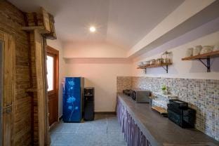 Lumbung-Style Studio w/ Pool -10 mins to the beach Vacation rental in Denpasar