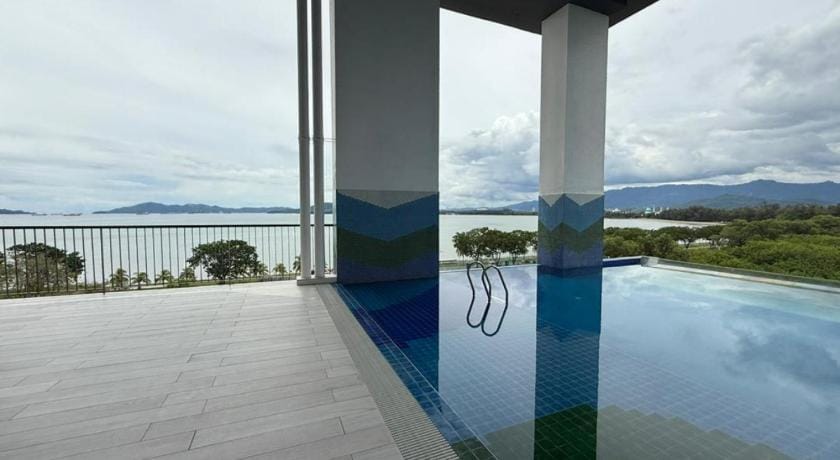 Bay Suites by Jom Summer Suites  Vacation rental in Kota Kinabalu