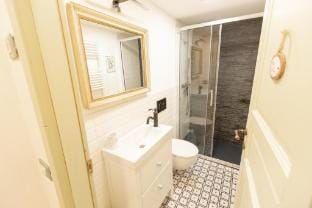 Camera Carolina Apartment in Canton of Ticino