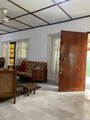 Homelea homestay Vacation rental in Negombo