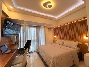 Near SM Lanang Condo with Balcony - One Lakeshore Apartment in Davao City