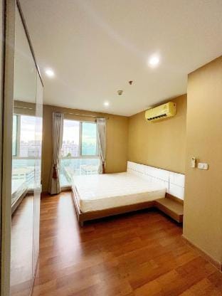 Metro Mood พระราม9 | Minimal Stay for City Life Vacation rental in Bangkok