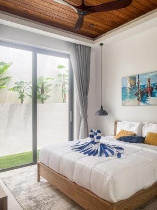 Private/Modern 4BR Pool Villa Vacation rental in Ko Samui
