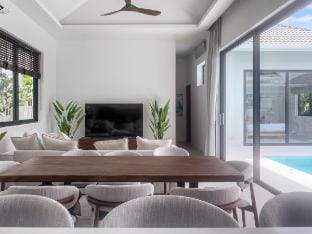 Private/Modern 4BR Pool Villa Vacation rental in Ko Samui