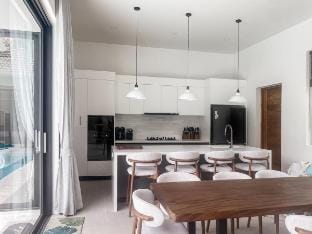 Private/Modern 4BR Pool Villa Vacation rental in Ko Samui