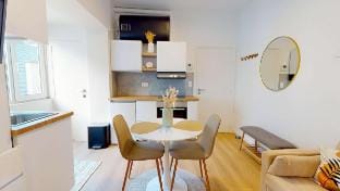 Cozy studio in the center of Brussels with balcony Vacation rental in Brussels