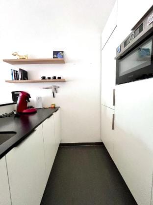 Spacious Loft Instant Favourite Up to 4 Guests Com Apartment in Flanders