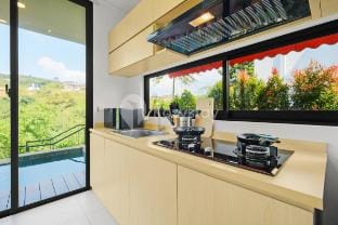 Aura Villa by Kozystay - Dago Villa in Lembang