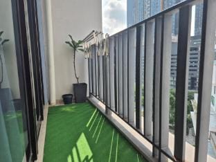 9pax 2R2B FAMILY SUITE, i-City, i-Soho Apartment in Selangor, Malaysia