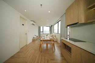 Căn hộ 3PN view Hồ Tây - Tầng 9 Vacation rental in Hanoi