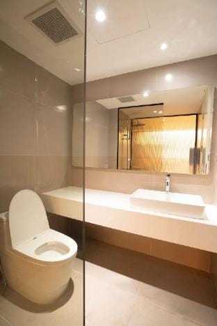 1 Bedroom Apartment 9th floor room 903 Vacation rental in Hanoi