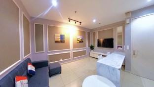 5pax 1R1B PREMIUM SUITE Opposite i-City Mall Apartment in Selangor, Malaysia