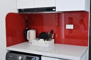 Room in Hoan Kiem Old Quarter with balcony Vacation rental in Hanoi