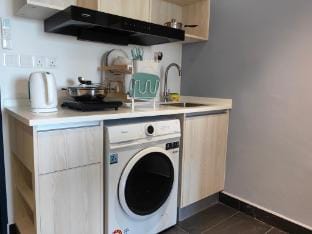 JUNE Homestay @ Vetro11 1BR 2-4Pax Sunset View Apartment in Kota Kinabalu